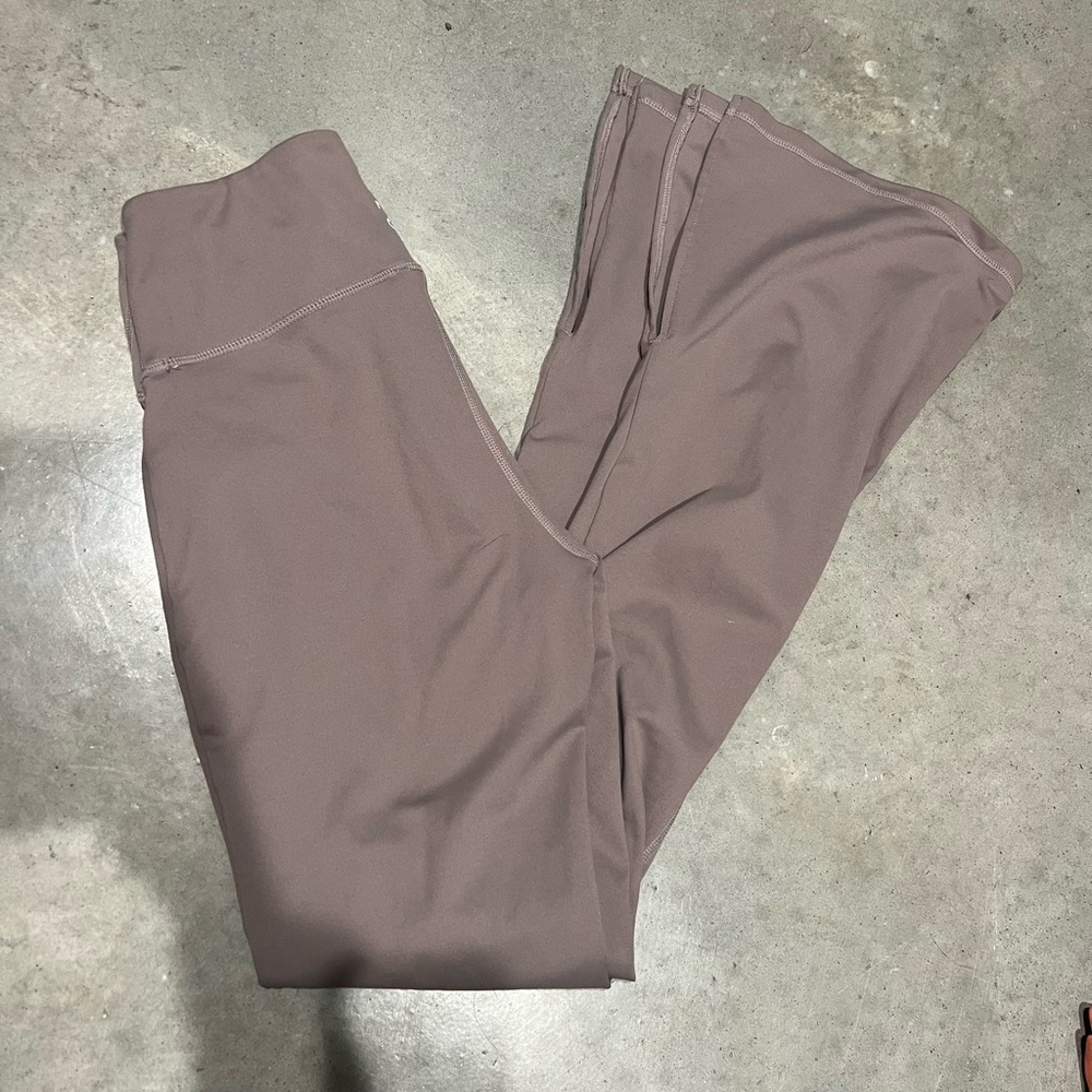 WILO flare pant with split hem